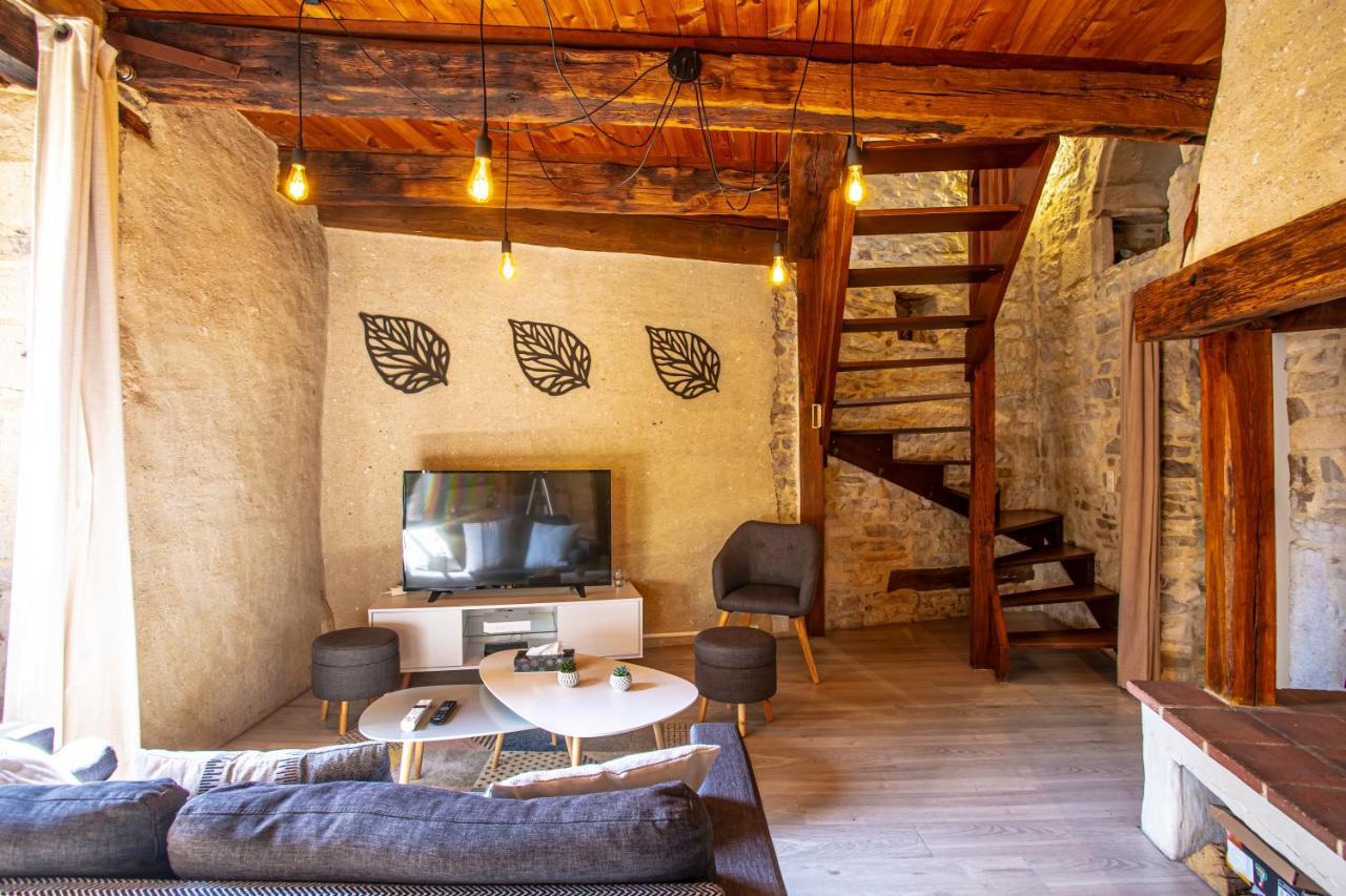 Maison En Pierres Au Coeur Du Village Medieval De Villeneuve Zewnętrze zdjęcie