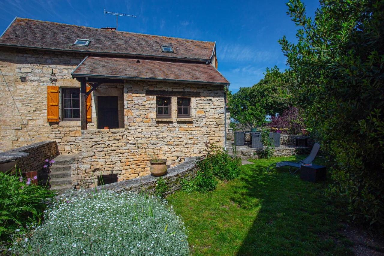 Maison En Pierres Au Coeur Du Village Medieval De Villeneuve Zewnętrze zdjęcie
